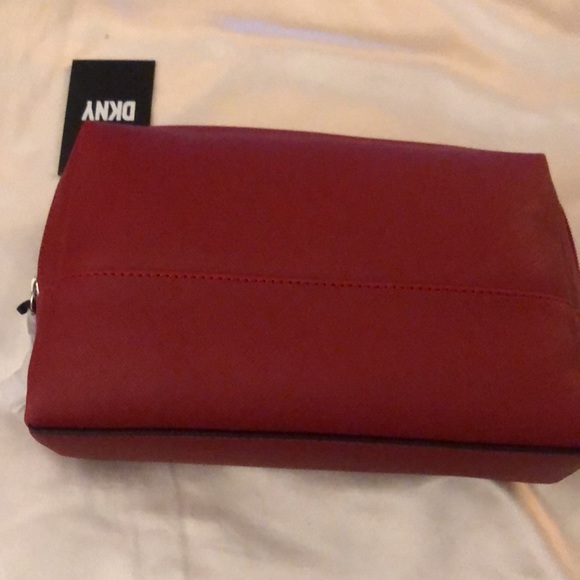 DKNY Red Synthetic Saffiano Large Square Cosmetic ZA Case Bag NWT - Picture 8 of 12